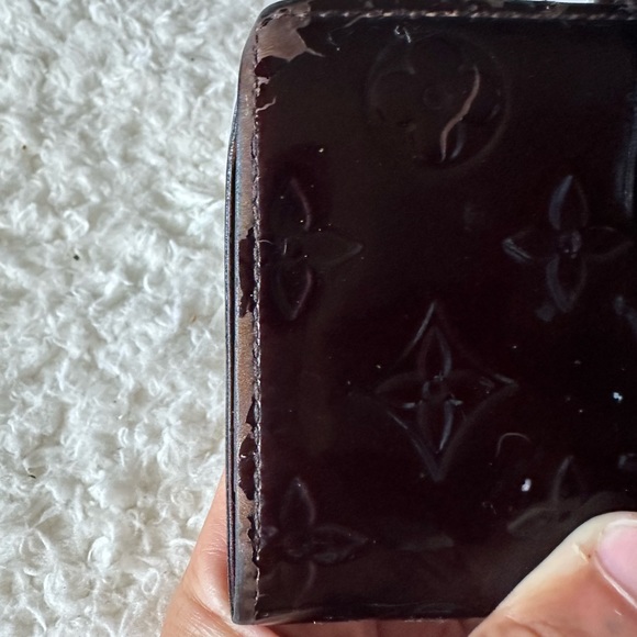 Louis Vuitton Monogram Amarante Vernis Kisslock Wallet - Picture 14 of 15